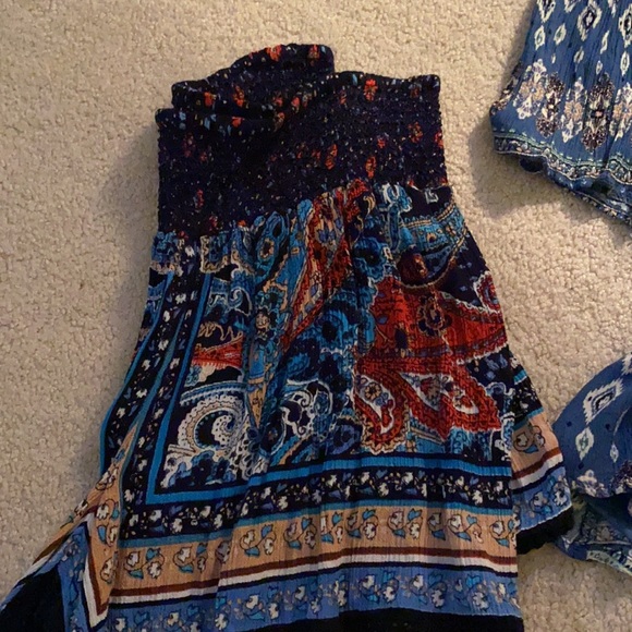 American Threads Pattern Shorts - Picture 2 of 3